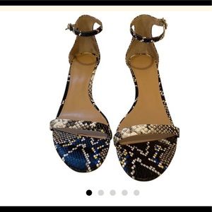 Banana republic sandals